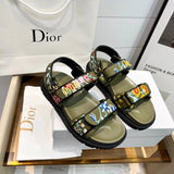 Chanel Shoes Spring and Summer New Holiday Lazy Sandals，Original1:1Development。
Simple and Versatile, Super Beautiful
Inner Lining Plastic Footpad：Water Dyed Sheepskin Lining
Large