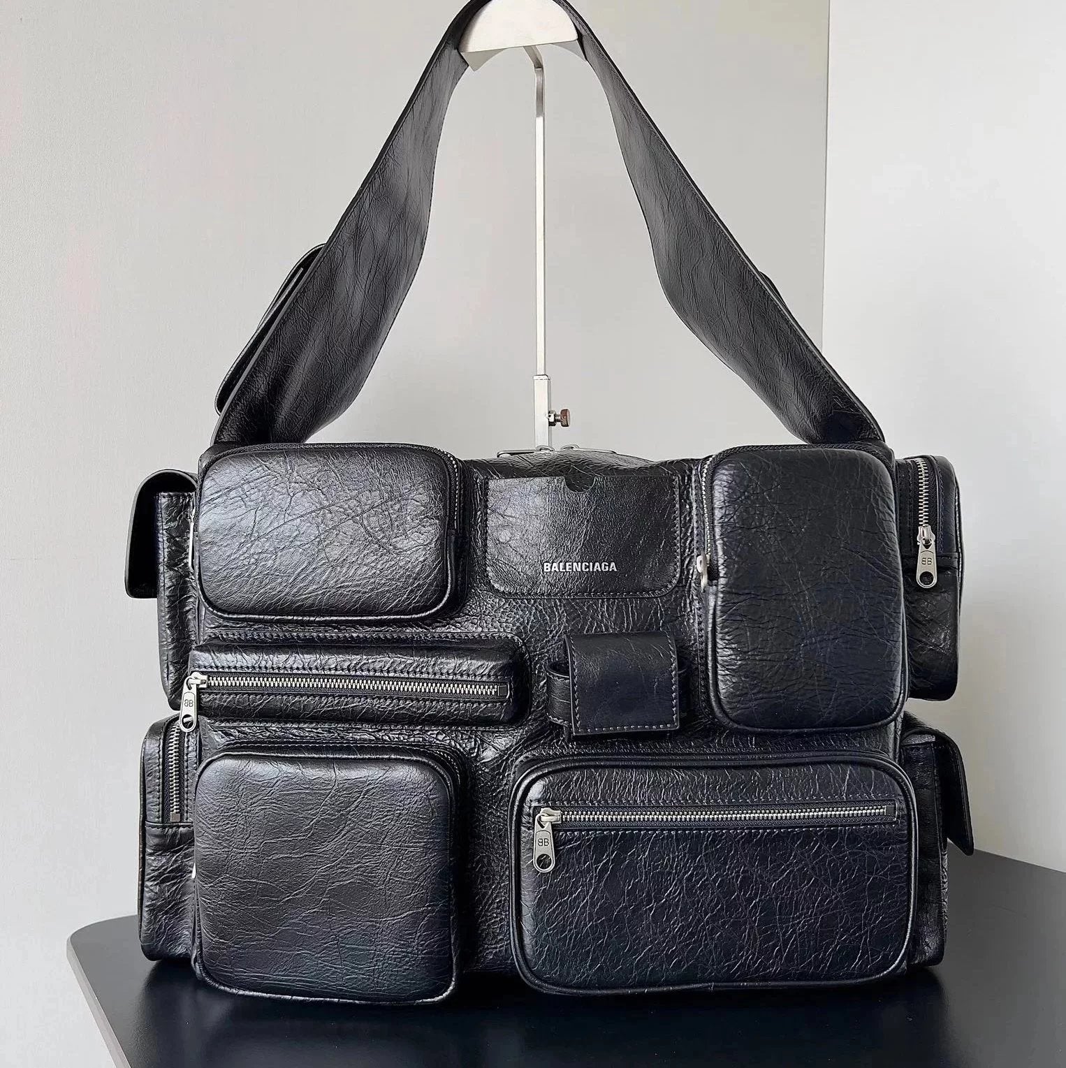 Balenciaga Bag Top version 【Premium Ceiling Quality】gasuperbusy Series Fried Street Essential Product Sheepskin Material Retro Workwear Pocket Bag Large Pocket Tote Bag Backpack Retro Workwear Handbag