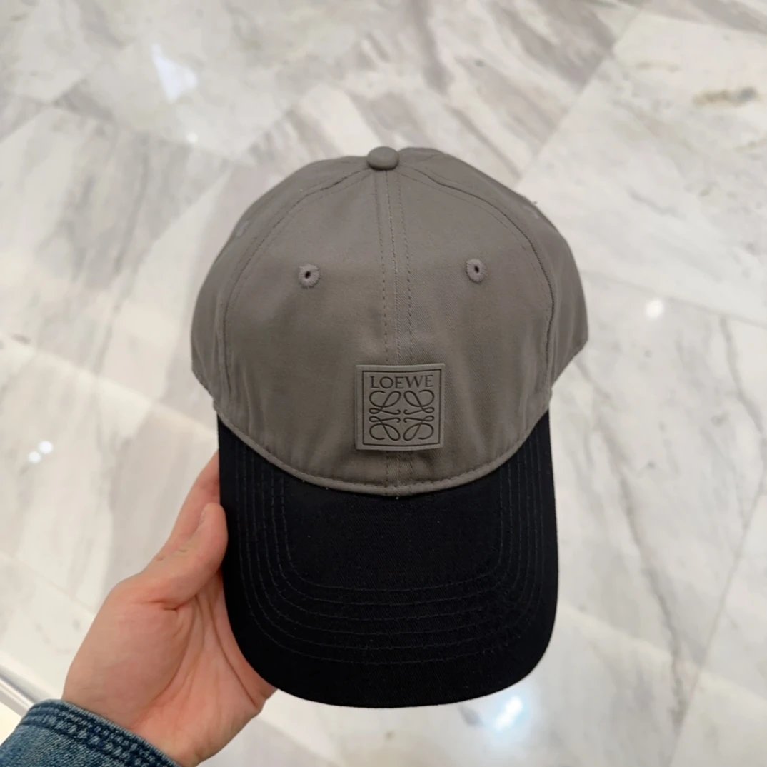 LOEWE Hat Brand Logo logo Baseball Cap Sunshade Sun Protection Duckbill Cap Unisex Couple Style Large Head Circumference Slimming Face Curved Brim Versatile Sports Hat