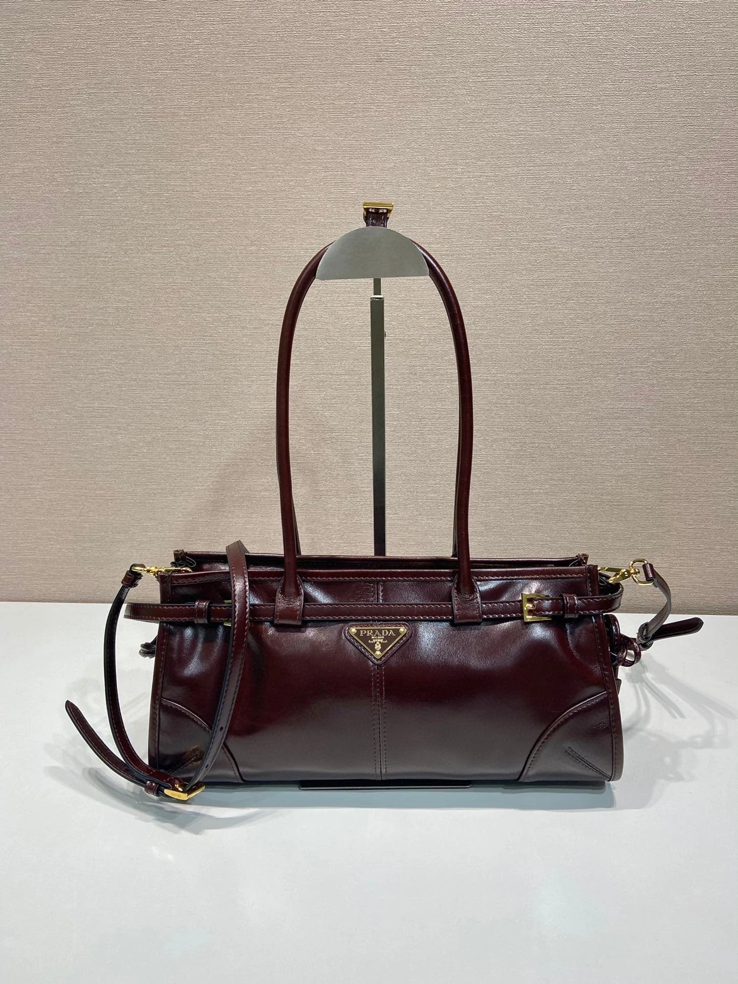 PRADA Bag Top version Latest LusSolf Oil Wax Leather Small Size Long Handle Crossbody Bag Shoulder Bag Handbag Hand Bag Underarm Bag Women's Bag1BA426Small Size