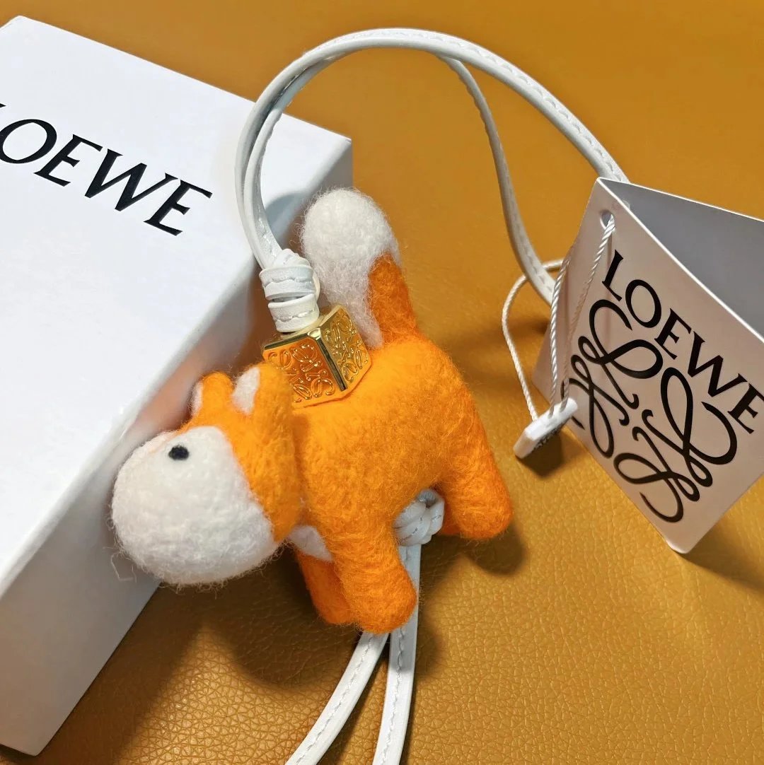 LOEWE Women's Bag Top version 【New pendant】Hanging Ornament Pendant Felt and Cow Leather Jarre Aero Bull Puppy Hanging Ornament/Pendant Panda Ornaments Elephant Pendant Full Series Small Animal Ornaments