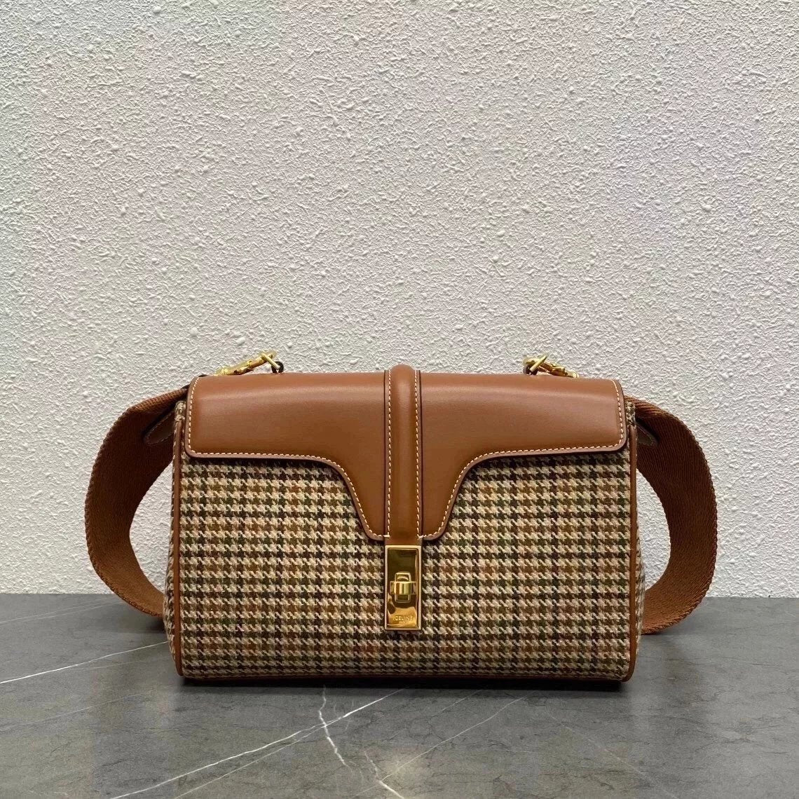 Celine women's bag Top version 【Kowloon Leather Original Leather】New teensoft16Handbag Small Size Wide Shoulder Strap Shoulder Messenger Bag Women's Messenger Bag Sun Yi Same Style Women Bag