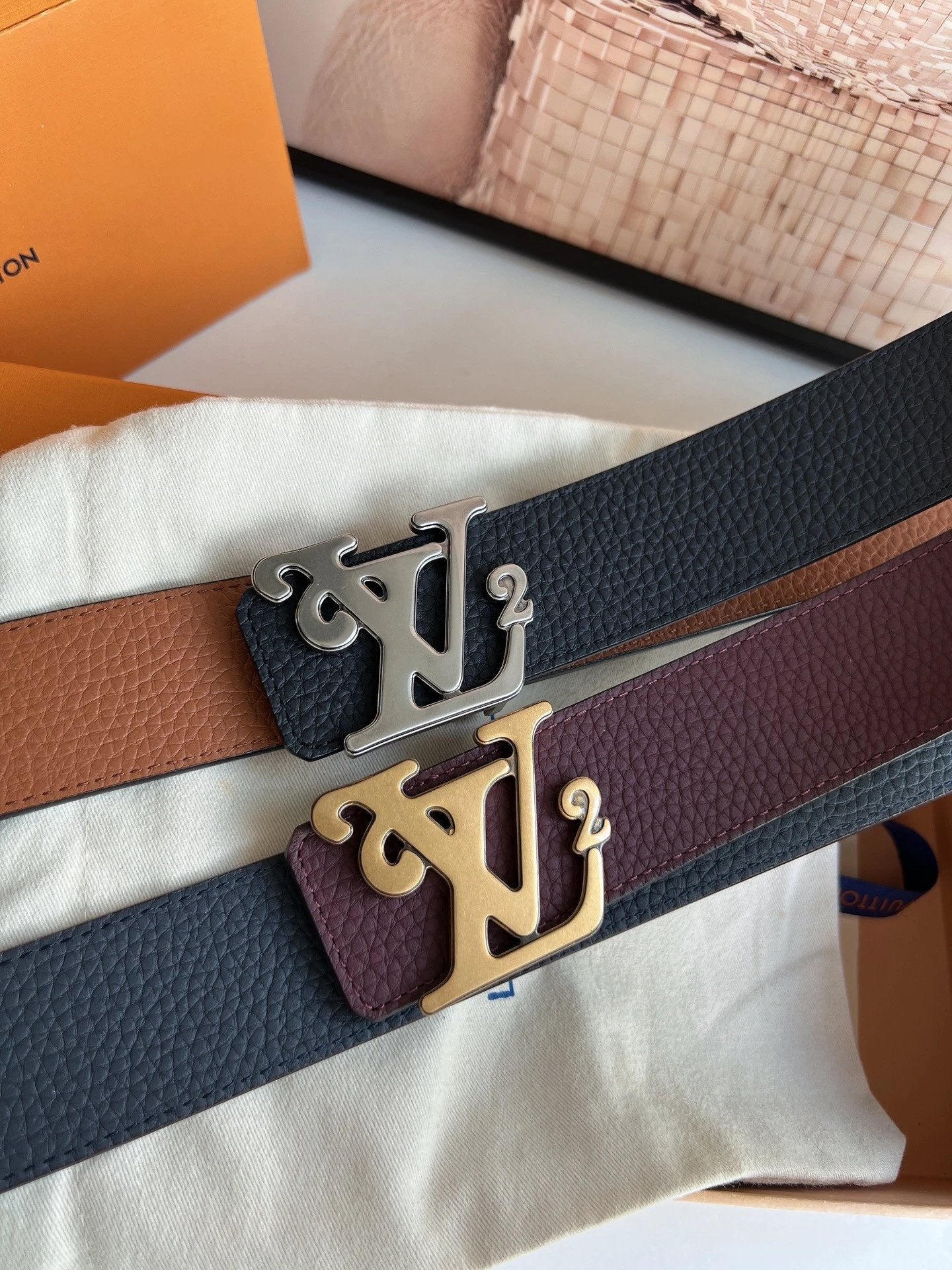 Louis Vuitton LV Belt Top version 【Counter Quality】The Most New Belt4.0cm Men's Belt Men's Leather Belt with Classic Presbyopic Checkerboard Plaid Belt with Genuine Goods Packaging in and out of the Counter No Problem Versatile Casual Fashion Formal Wear