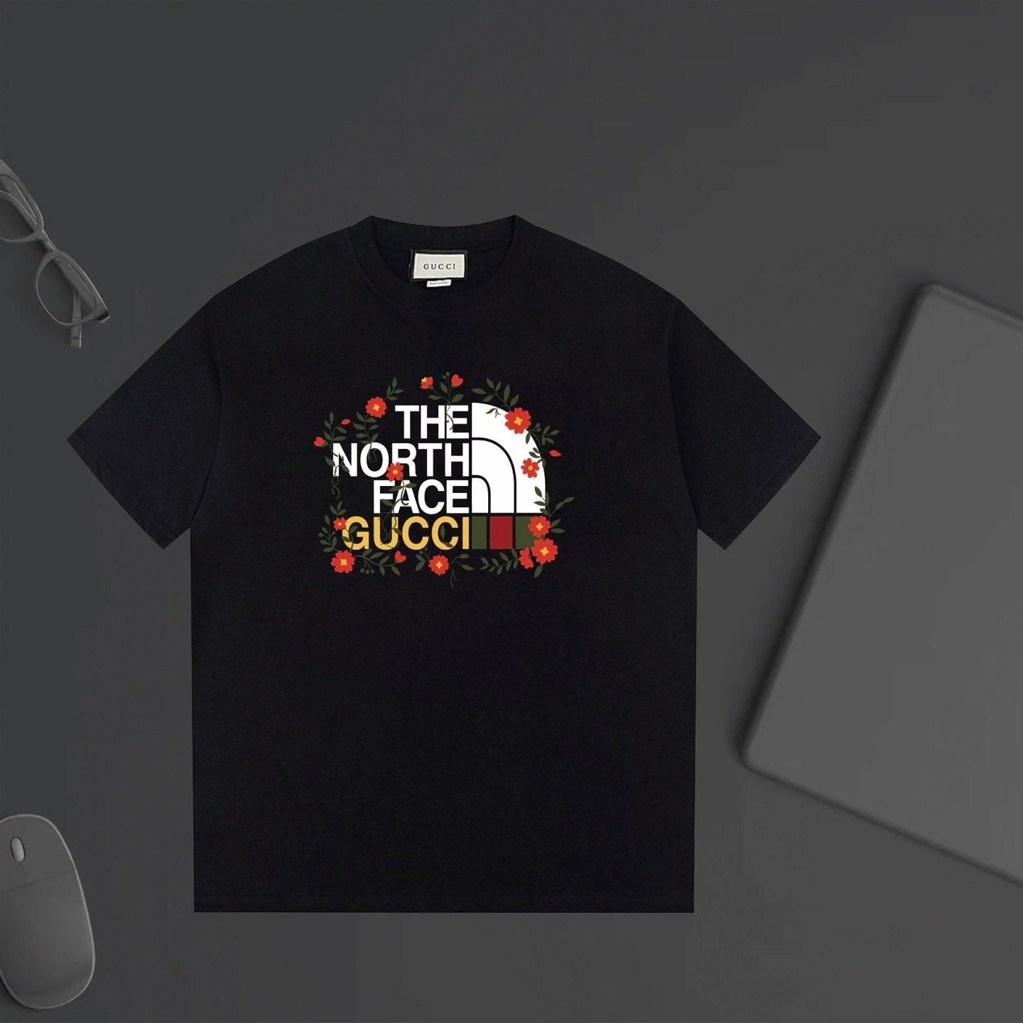 Gucci T-shirt North Face Collaboration Chest Letter with Flower Embellishment Print logo round Neck Short Sleeve25ss New Pure Cotton Unisex Style T T-shirt OS Loose Fit Base Shirt Top Half Sleeve T-Shirt