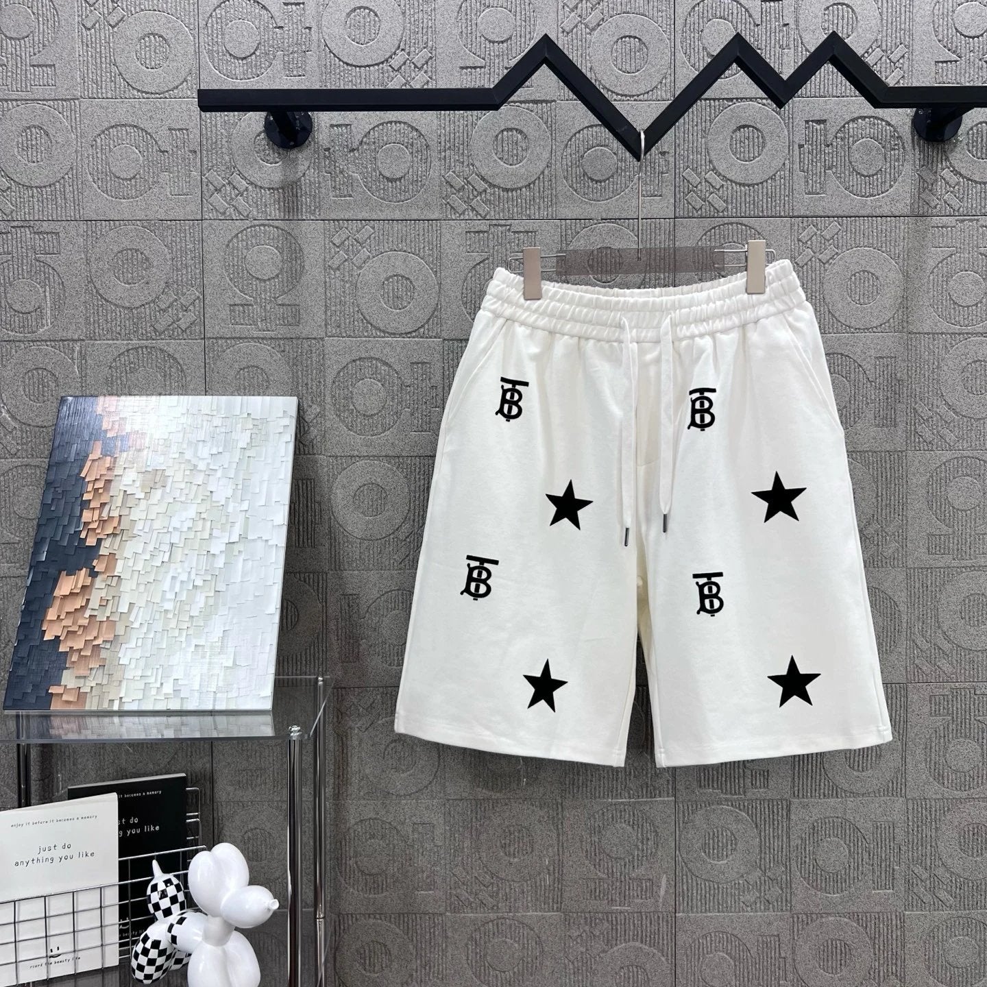 Burberry Shorts Flocking TB Letter Printing logo Five-point Shorts25ss New Drawstring Casual Summer Pants5Two-in-One Casual Sweatpants for Men and Women, Pure Cotton Joggers