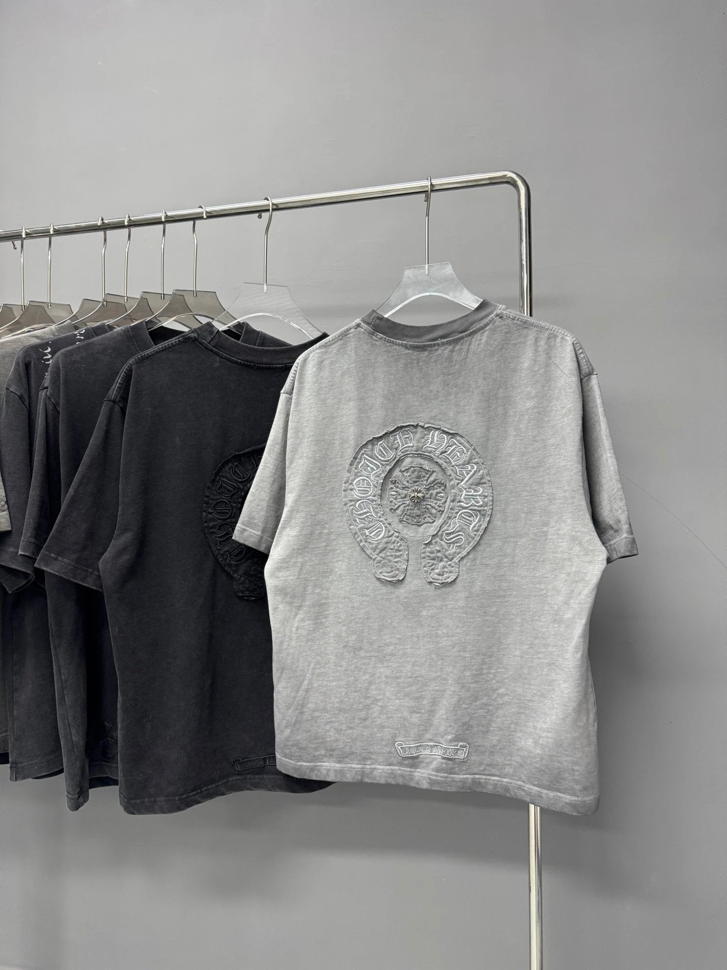 Chrome Hearts T-shirt Heavy Craft Horseshoe Vintage Hardware logo round Neck Short Sleeve25ss New pure cotton T Unisex T-Shirt OS Loose Fit Base Shirt Top Half Sleeve T-Shirt