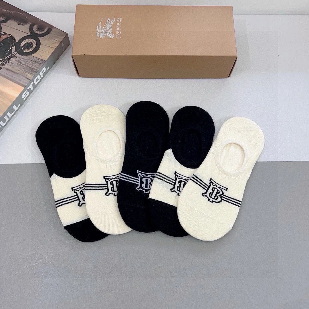 Burberry sock【a Box5Double】Classic Letters logo Breathable Fashion25ss New Short Tube Cotton Socks Thin Business Sports Casual Spring Summer Autumn Versatile Deodorant Sweat-Absorbing