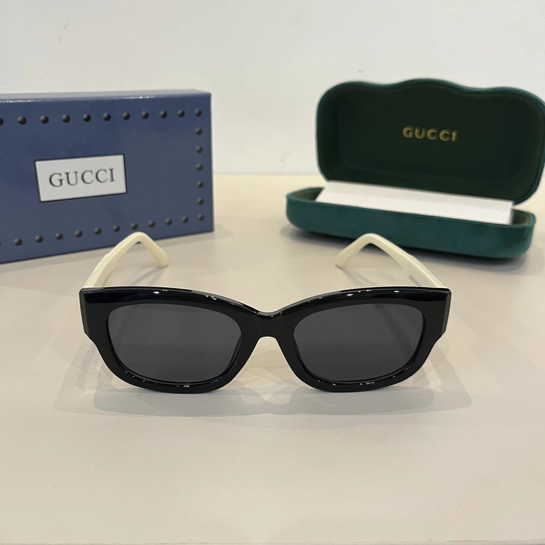 Gucci Sunglasses Double G Gold Standard Temple Sunglasses Slimming Non-Prescription Women's Driving Beach Fishing UV Protection25ss New Sports Casual Versatile