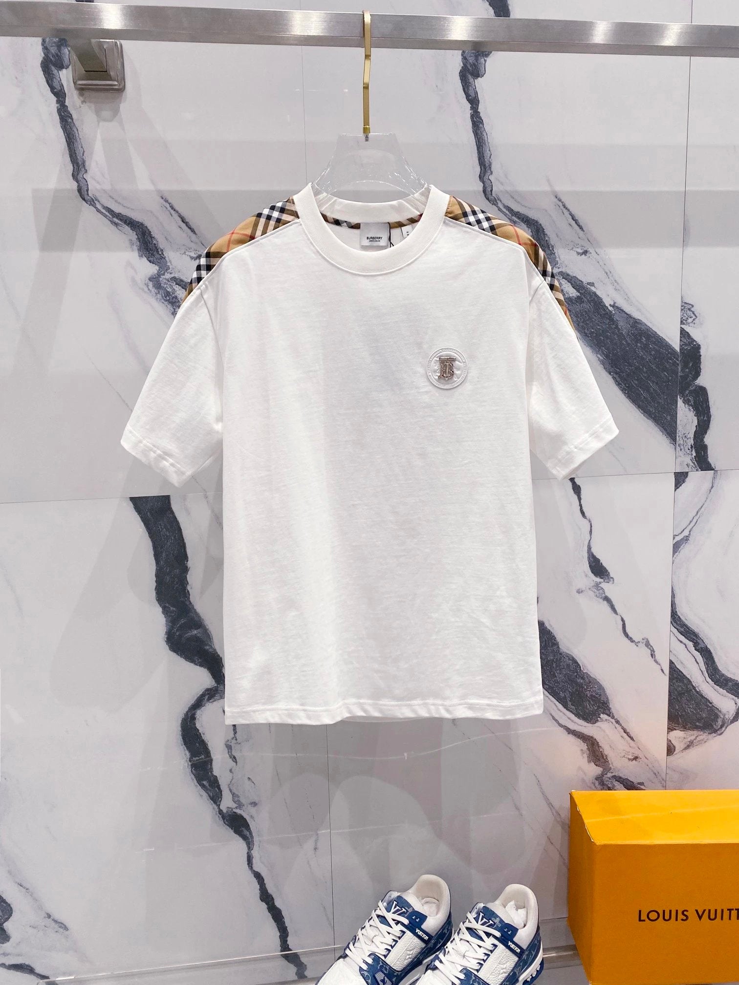 Burberry T-shirt Hardware TB Alphabet Leather LOGO Logo Crew Neck Short Sleeve25ss New Pure Cotton Unisex Style T T-shirt OS Loose Fit Base Shirt Short Sleeve Top T-Shirt
