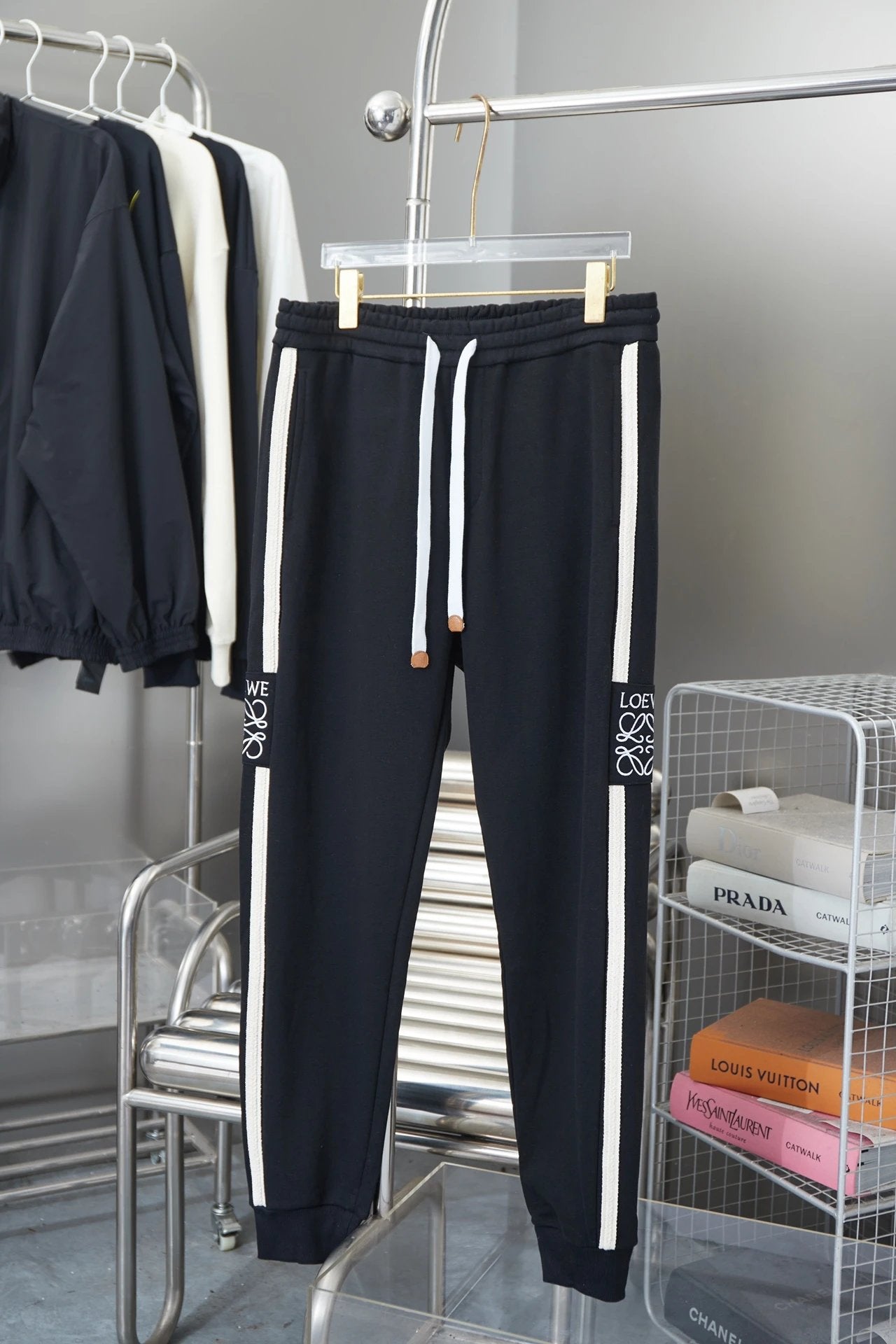 LOEWE Sweatpants Side Edge Ribbon Embroidery logo Drawstring Jogger Sweatpants for Men and Women, Autumn and Winter Loose Fit, High Waist, Color Block, Plus Size, Casual Pants