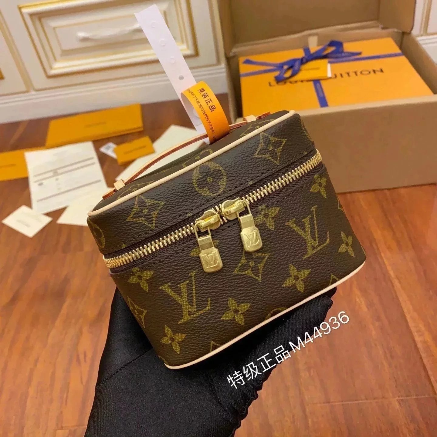 Louis Vuitton LV Women's Bag Top version 【Version】nicenano Presbyopic Cosmetic Bag Wash Bag Mini Handbag M44936Small Size M45165Handbag Box Bag