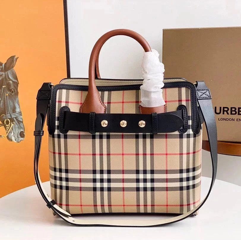 Burberry Women's Bag Top version 2022New Three-Grain Rivet Tote Bag TheBelt Mini Top Handbag Shoulder Bag Messenger Bag Handbag Women's Bag