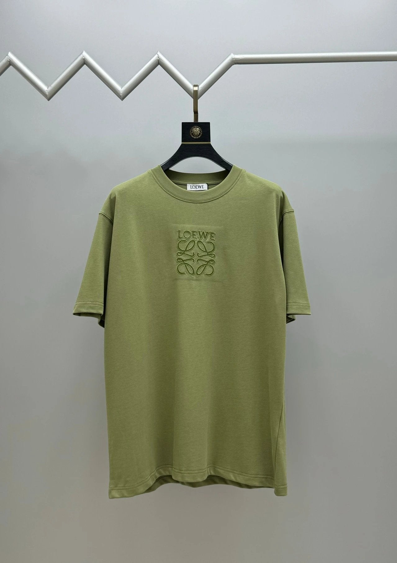 LOEWE T-shirt Chest Brand Letter Embroidery logo round Neck Short Sleeve25ss New pure cotton T Unisex T-Shirt OS Loose Fit Base Shirt Top Half Sleeve T-Shirt