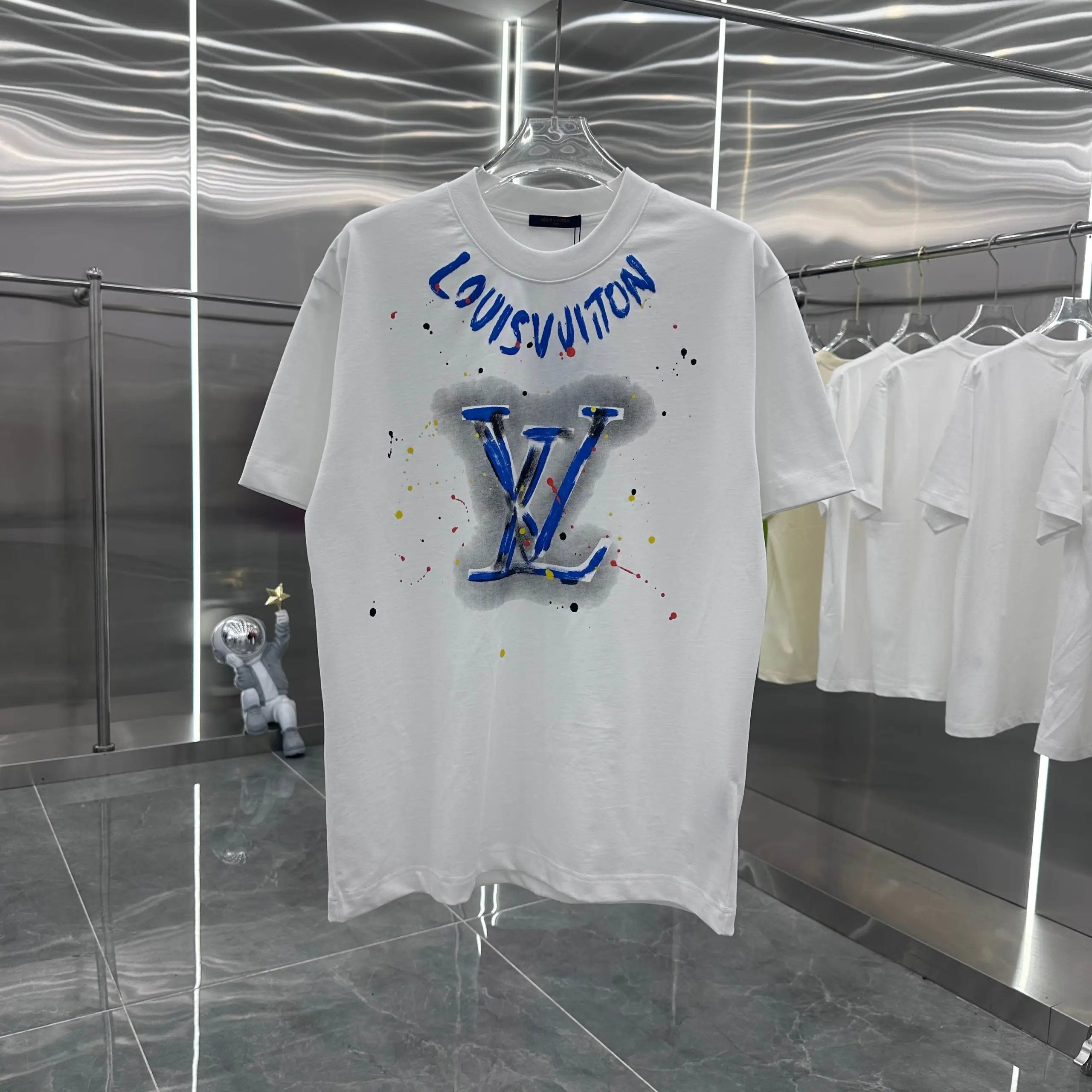 Louis Vuitton LV T-shirt Unique Hand-Painted Letter Chest Stain Print logo round Neck Short Sleeve25ss New Pure Cotton Unisex Style T Casual T-Shirt Base Layer Shirt OS Loose Fit Half Sleeve Top Plus Size