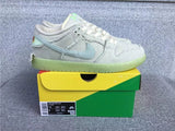 Nike Dunk Low shoes