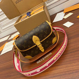 Louis Vuitton LV Women's Bag Top version Super Original Leather2022New Baguette Bag Presbyopic Underarm Shoulder Messenger Bag