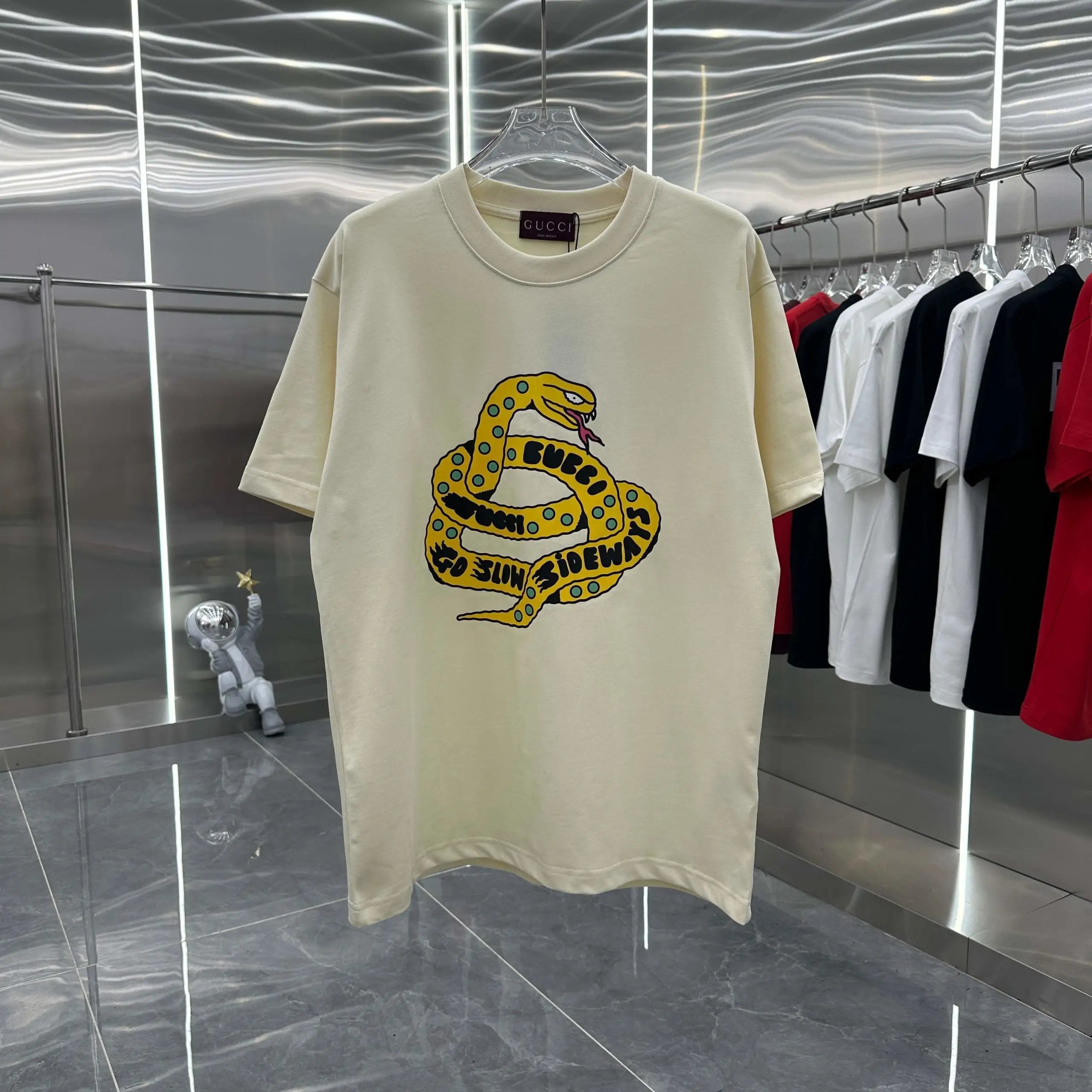 Gucci T-shirt Year of the Snake Limited Edition Front Personalized Print logo round Neck Short Sleeve25ss New pure cotton T Unisex T-Shirt OS Loose Fit Base Shirt Top Half Sleeve T-Shirt