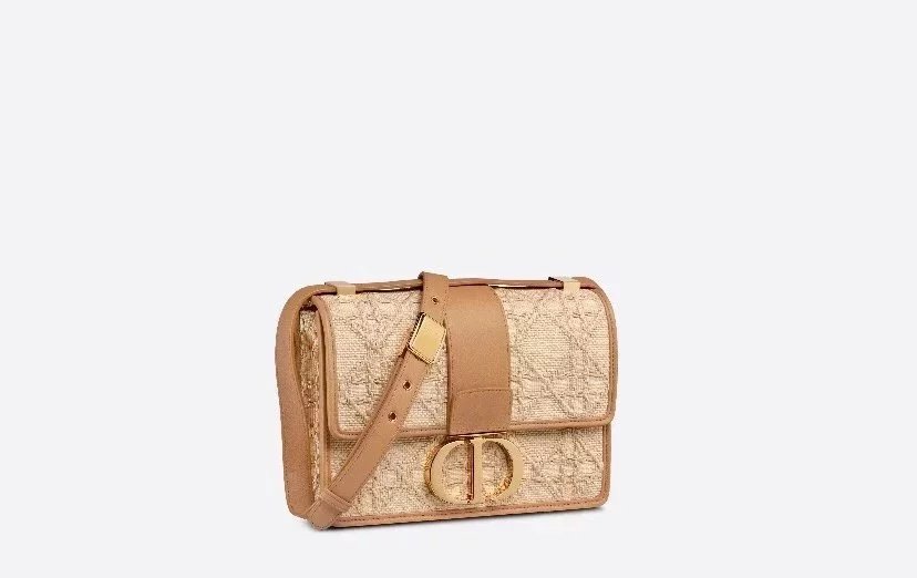 Dior Women's Bag Top version 2022Spring and Summer New Raffia Series Montaigne Montaigne30Crossbody Shoulder Bag Women's Bag Highlights the Iconic Style of the Brand.This Handbag Is Elaborately Made of Wine Grass and Decorated with Classic Rattan Plaid Pa