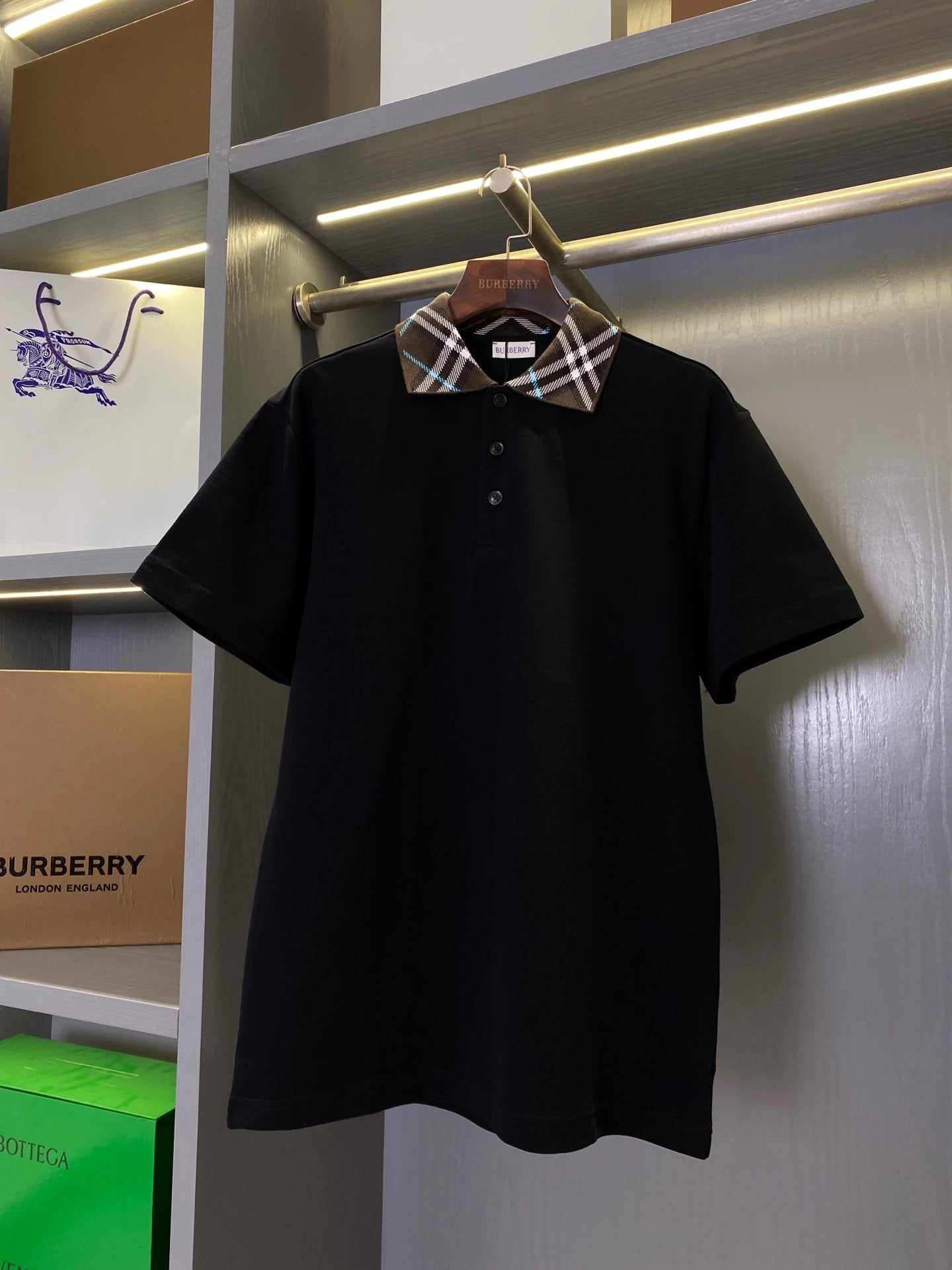 Burberry T-shirt Collar with small checkered pattern logo Embroidery POLO Shirt Lapel Short Sleeve25ss New Unisex Commuter Short Sleeve Summer Loose Fit T Business Shirt Plus Size T-Shirt