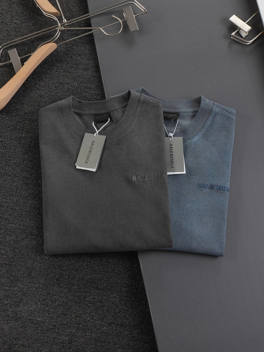 Balenciaga T-shirt Chest Letter Embroidery logo round Neck Short Sleeve25ss New Pure Cotton Unisex Style T T-shirt OS Loose Fit Base Shirt Half Sleeve T-Shirt Top Half Sleeve