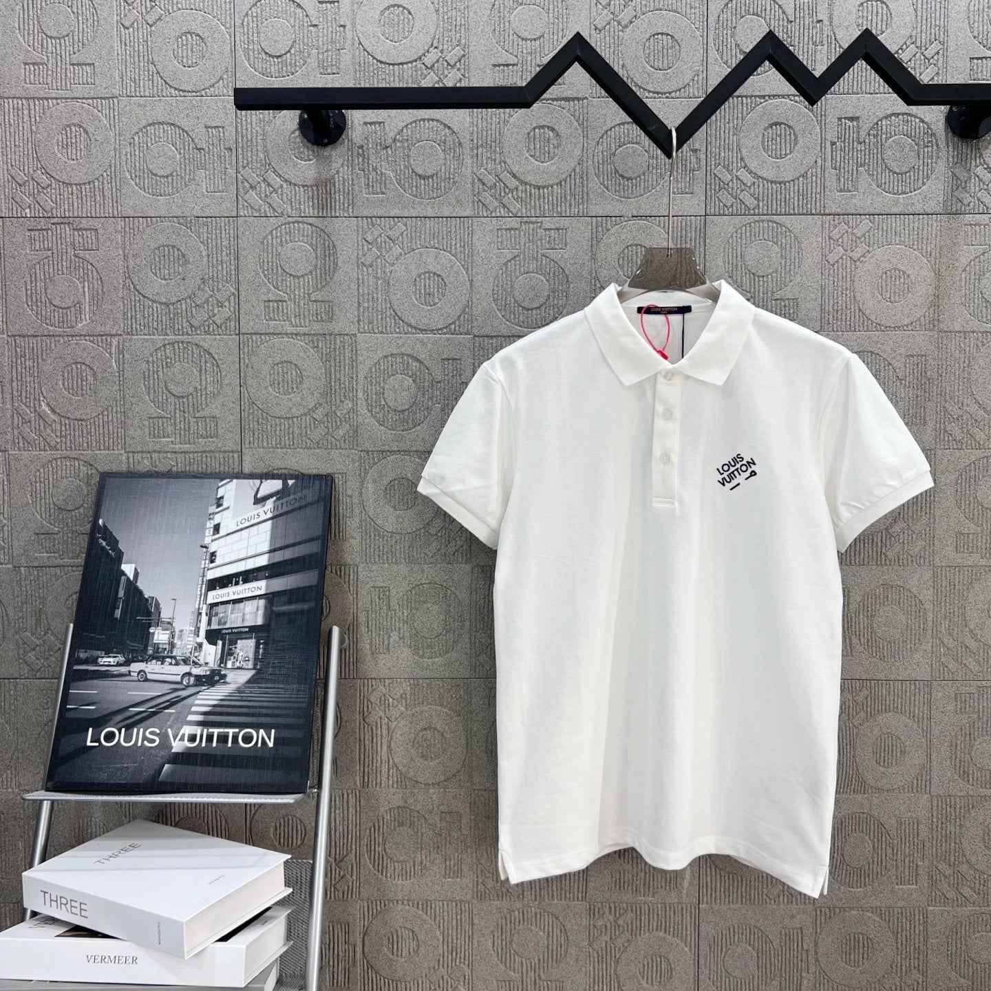 Louis Vuitton LV T-shirt Small chest letters logo Embroidery POLO Short Sleeve Turn-down Collar Shirt Unisex Summer Loose Fit T Business Commuter Short Sleeve Shirt Plus Size