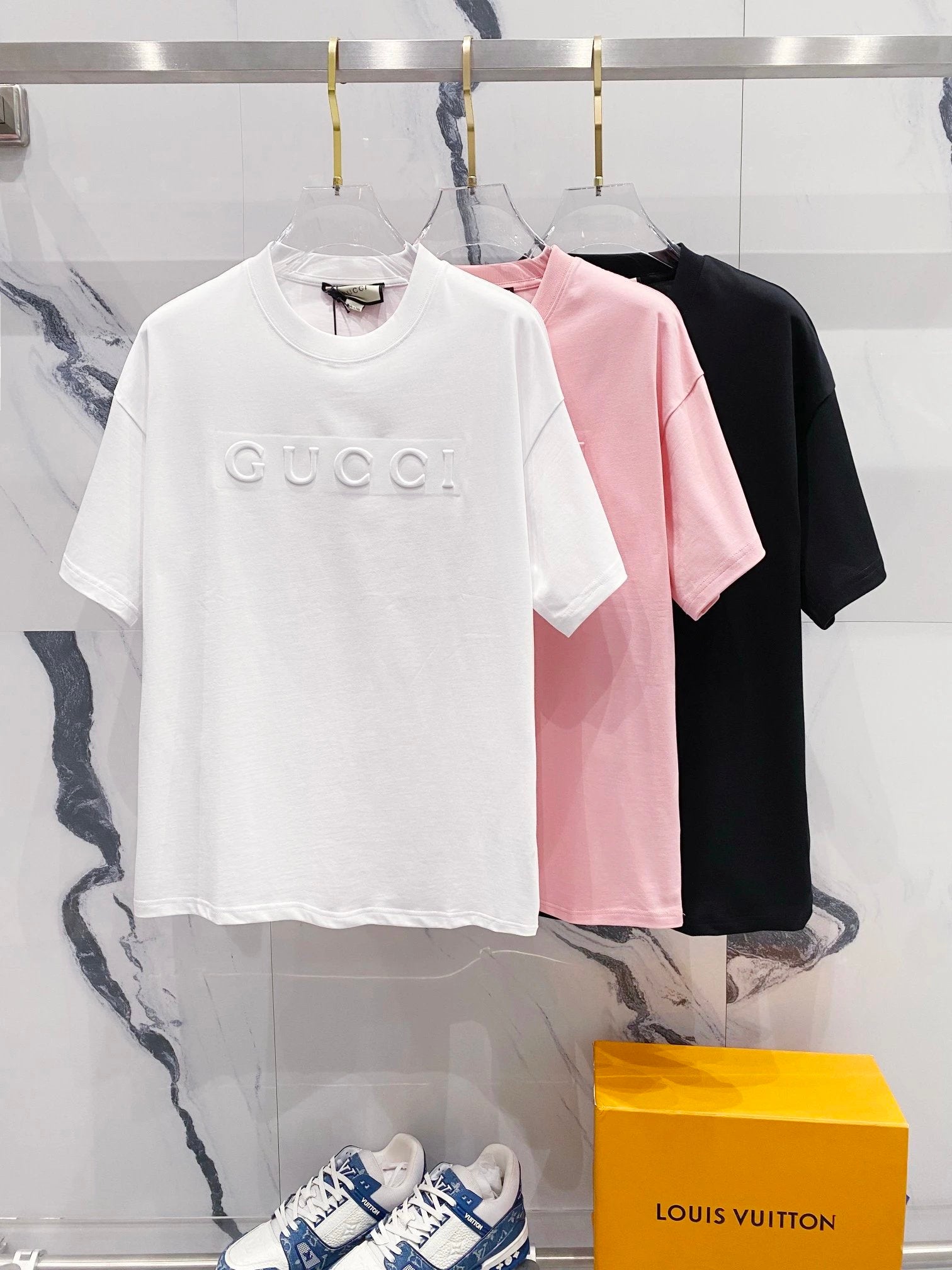 Gucci T-shirt Minimalist Brand Letters LOGO Embossed Logo Crew Neck Short Sleeve Pure Cotton T Unisex T-Shirt OS Loose Fit Base Shirt Summer Casual Simple T-Shirt