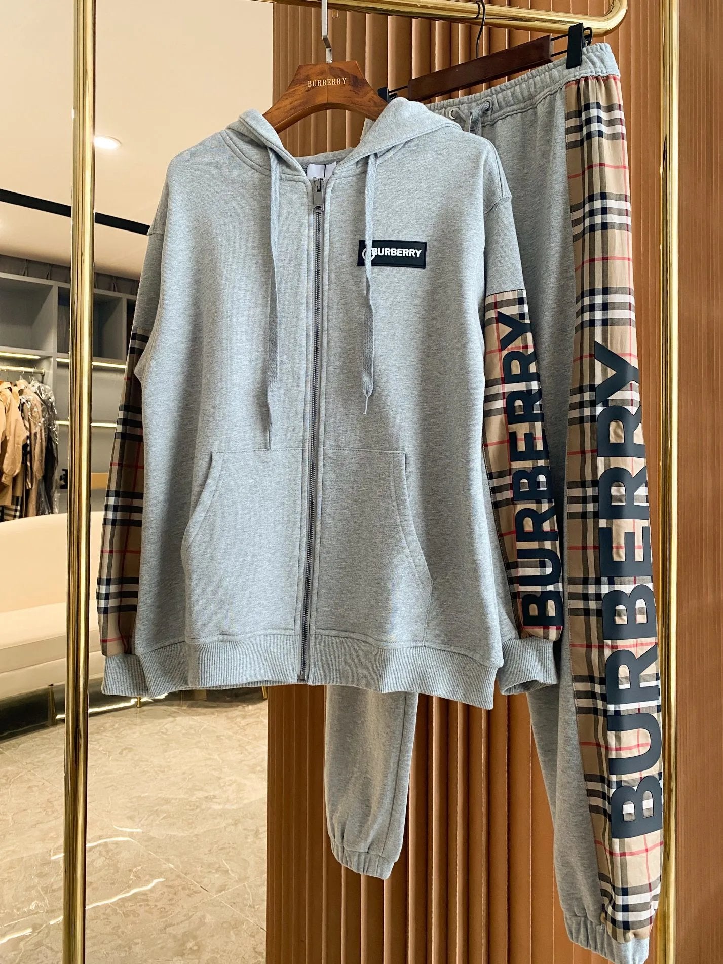 Burberry Sweatpants vintage Plaid Cotton Loose Fit Sweatshirt and Sweatpants Set Jacket
