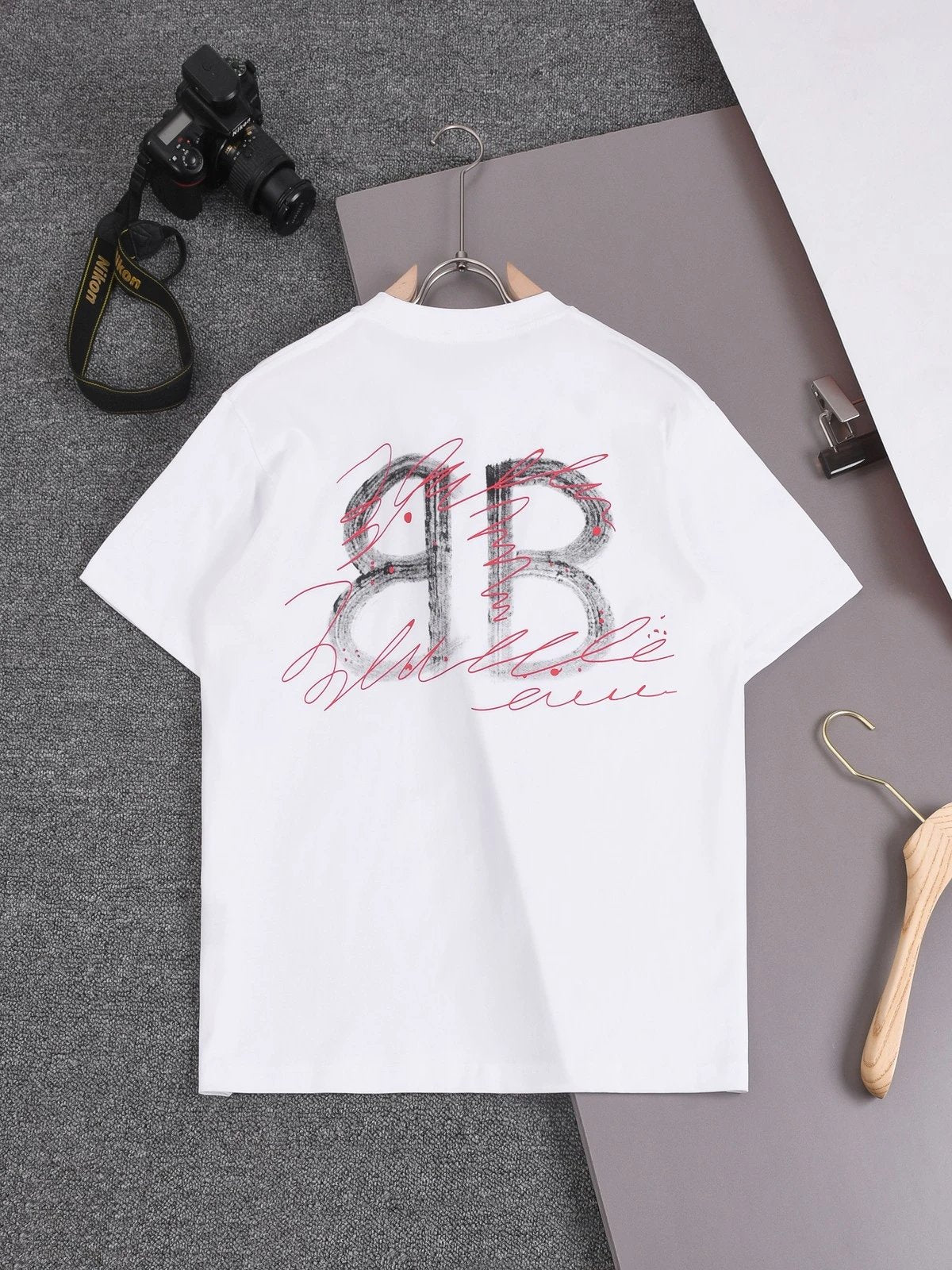 Balenciaga T-shirt Hand-painted Double Blogo round Neck Short Sleeve25ss New Pure Cotton Unisex Style T T-shirt Base Shirt Tee Shirt OS Loose design