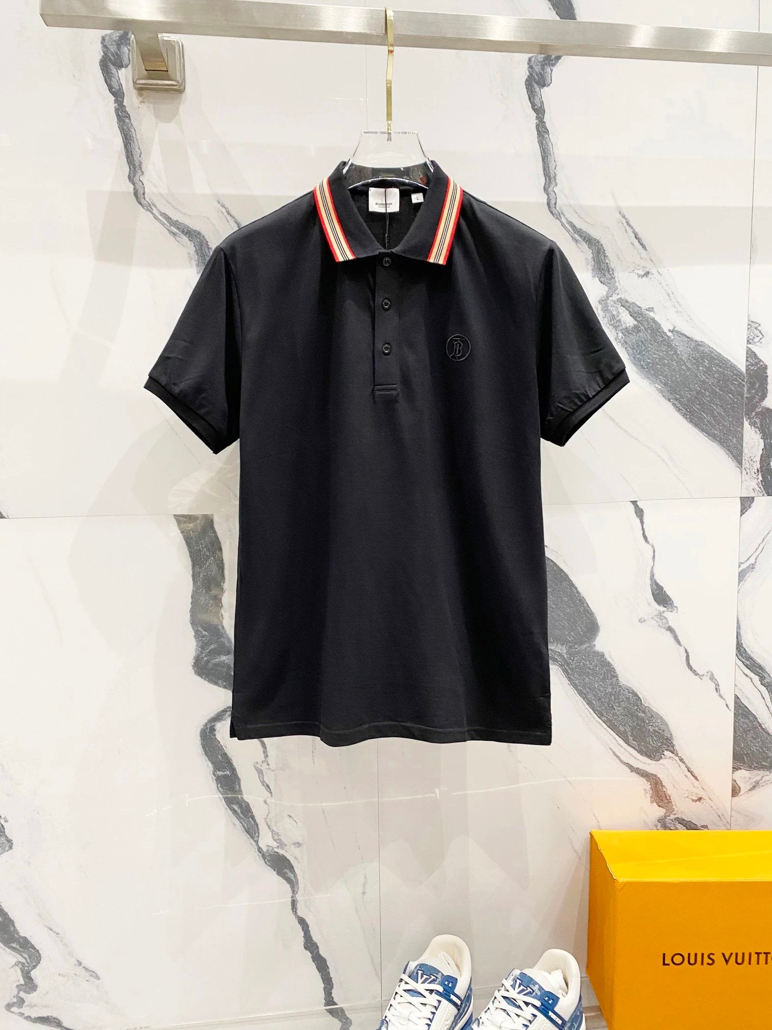 Burberry T-shirt Striped Collar TB Small Round Letter Stamps LOGO Embroidery POLO Short Sleeve Turn-down Collar Shirt Unisex Summer Loose Fit T Business Casual Half Sleeve Shirt Plus Size T-Shirt