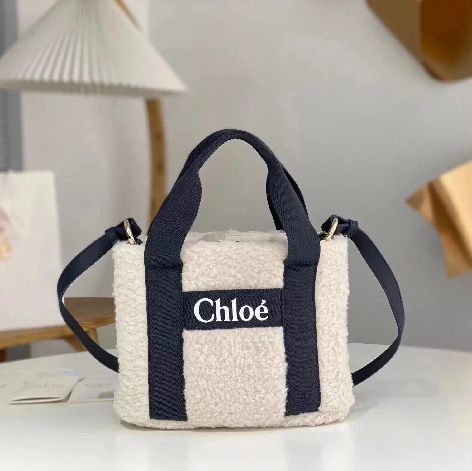 Chloe Bag Top version 【Original Factory】Autumn and Winter New Woody Lamb Fur Tote Bag Autumn and Winter New Handbag Shoulder Bag Messenger Bag New Fur Tote Bag