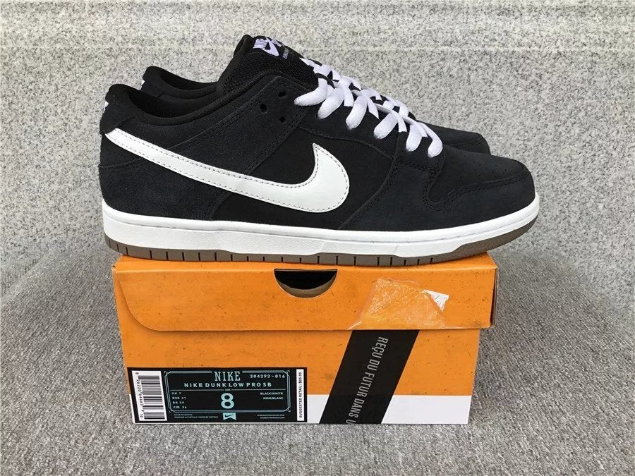 Nike Dunk Low shoes