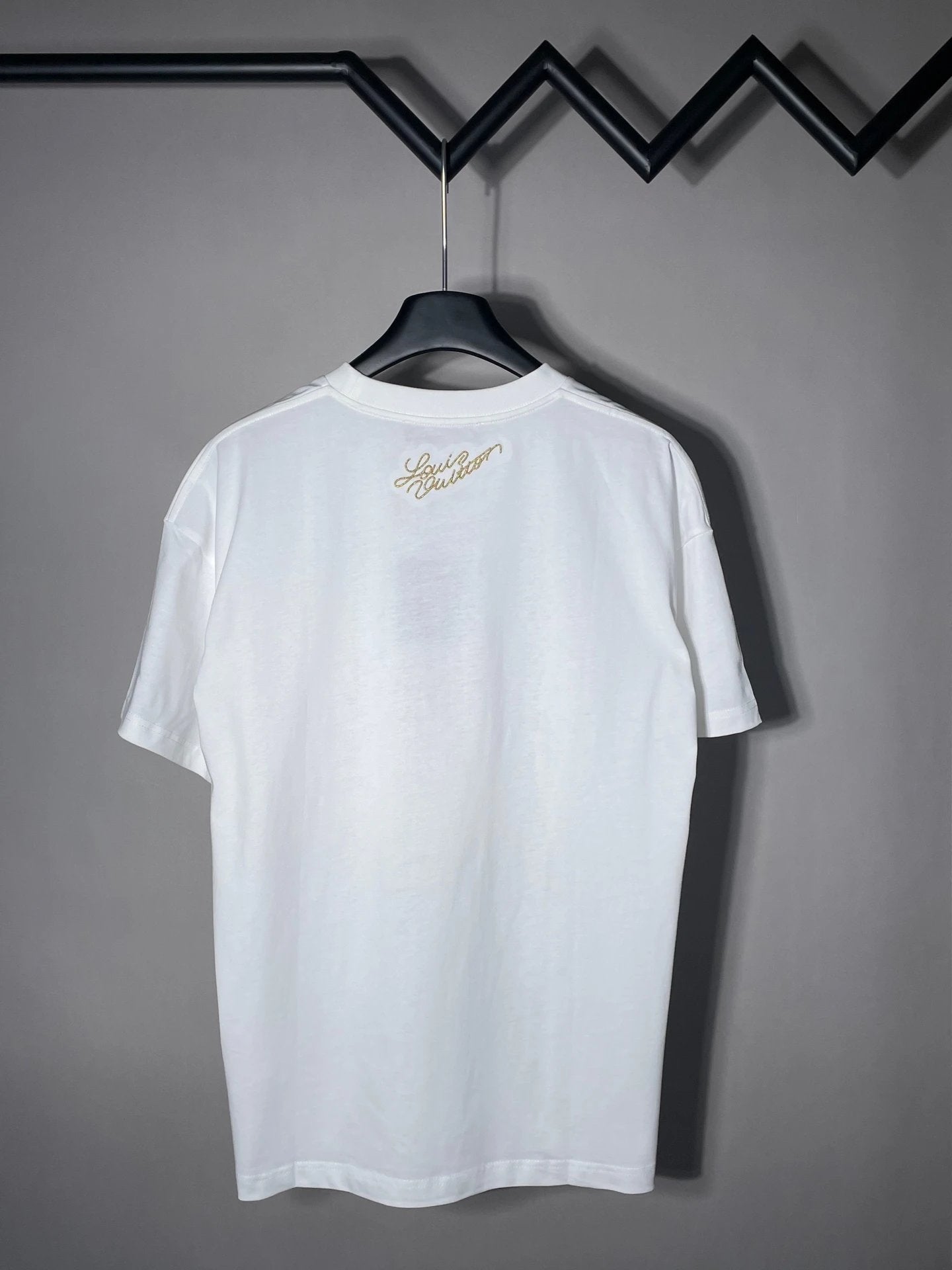 Louis Vuitton LV T-shirt Dog Badge Art Series Crew Neck Short Sleeve25ss New pure cotton T Unisex T-Shirt OS Loose Fit Base Shirt Top Half Sleeve T-Shirt