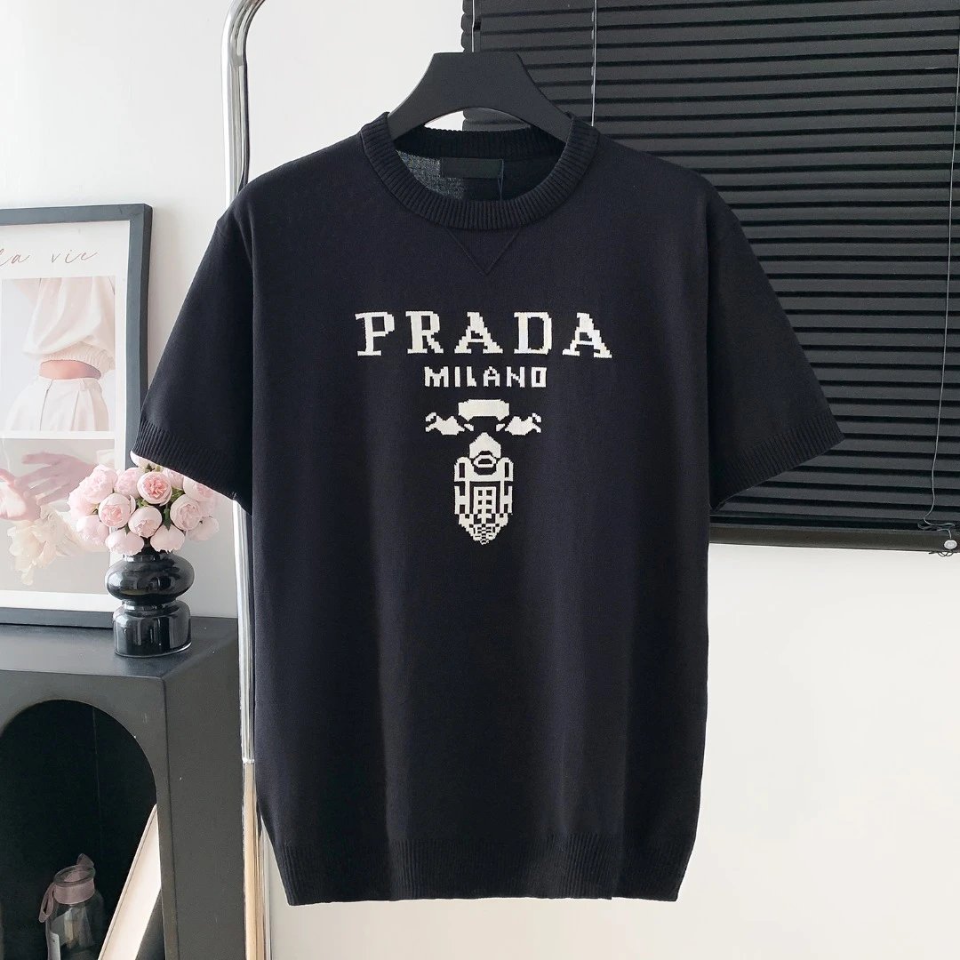 PRADA T-shirt Knitted Front logo round Neck Short Sleeve25ss New Pure Cotton Unisex Style T T-shirt OS Loose Fit Base Shirt Half Sleeve T-Shirt Top Half Sleeve