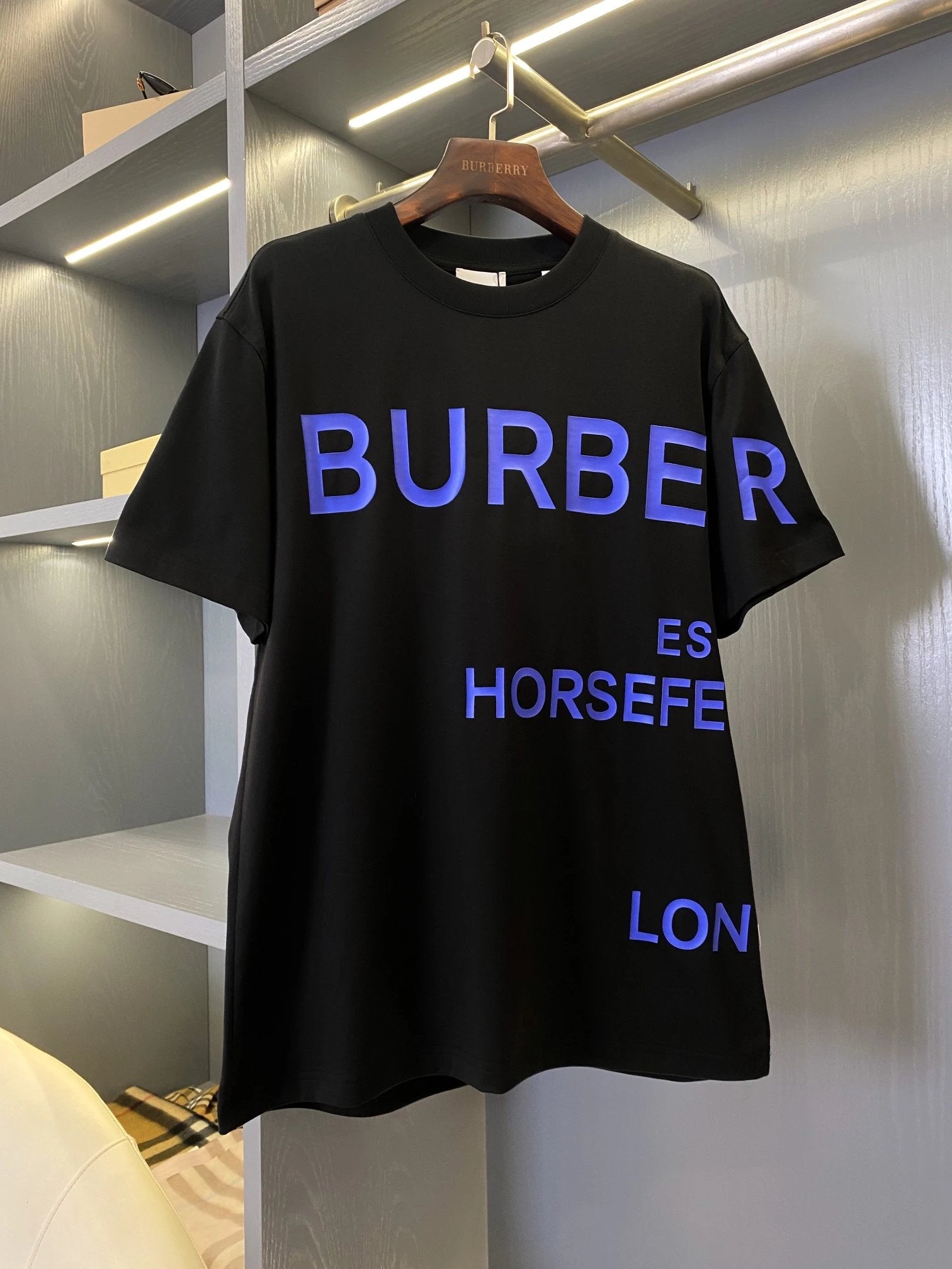 Burberry T-shirt Chest Brand Logo Print logo round Neck Short Sleeve25ss New Pure Cotton Unisex Style T Casual T-Shirt Base Layer Shirt OS Loose Fit Half Sleeve Top Plus Size