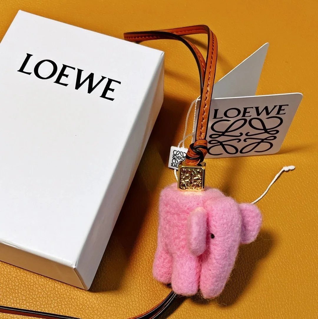 LOEWE Women's Bag Top version 【New pendant】Hanging Ornament Pendant Felt and Cow Leather Jarre Aero Bull Puppy Hanging Ornament/Pendant Panda Ornaments Elephant Pendant Full Series Small Animal Ornaments