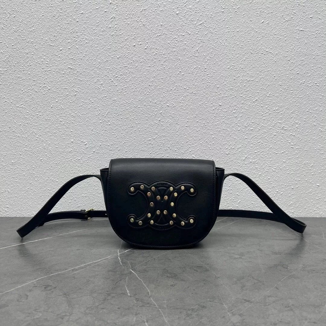 Celine women's bag Top version 【Version】2022Spring and Summer New Folco Saddle Bag Women's Bag Crossbody Bag New Arrival Nail Rivet Arc De Triomphe Saddle Bag Shoulder Bag Full Cowhide Bag198263