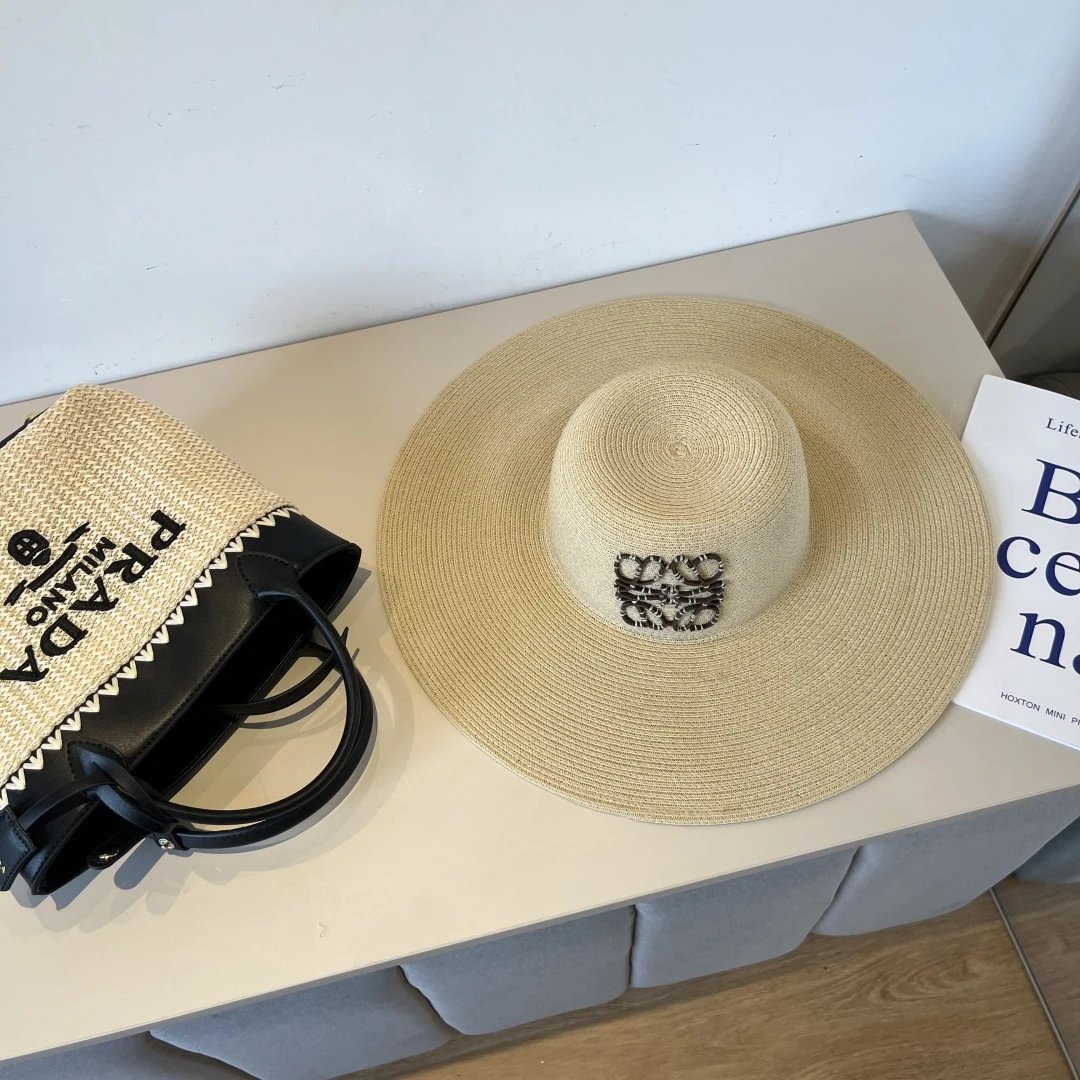 LOEWE Hat Brand Embroidery logo Straw Hat Bucket Hat Casual Sun-Proof Outdoor All-Matching UV Protection Plain Face-Covering and Sun-Shading Flat Top Bucket Hat Bucket Hat