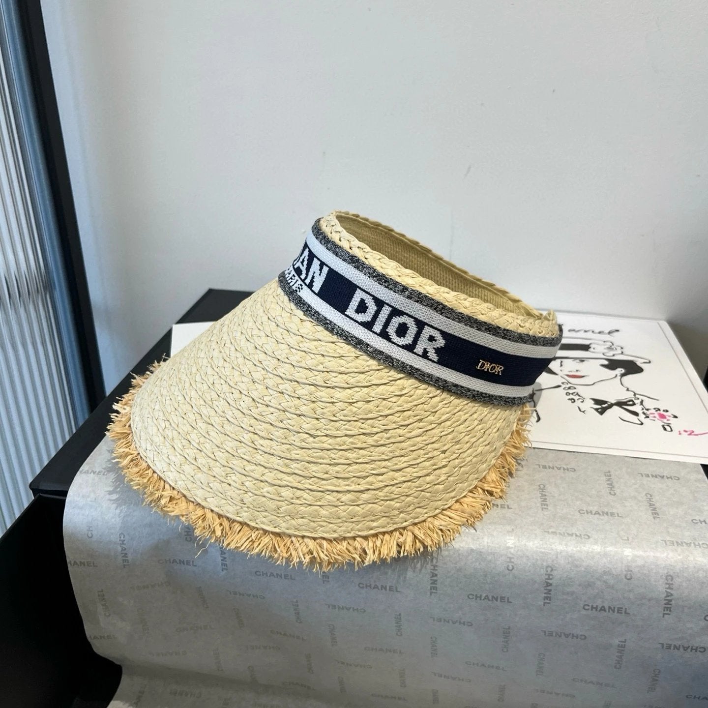 Dior Hat Brand Logo logo Baseball Cap Sun Hat Sun Protection Duckbill Cap Unisex Couple Style Large Head Circumference Slimming Face Curved Brim Versatile Sports Hat