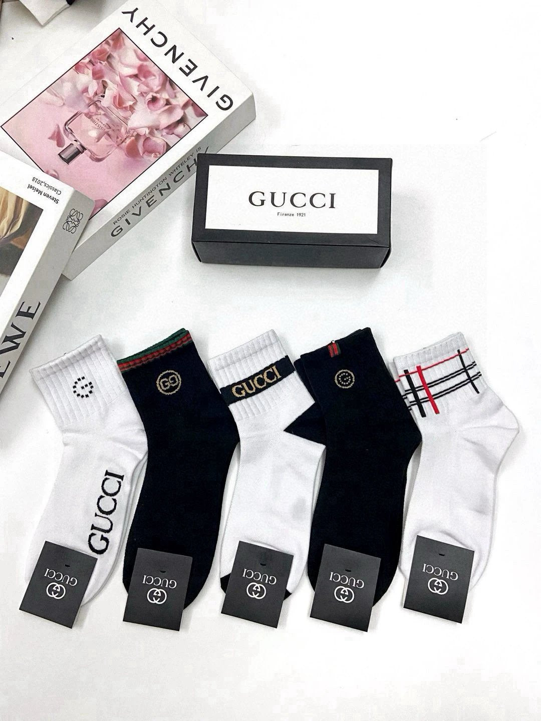 Gucci Sock 【a Box5Double】Classic Letters logo Breathable Fashion25ss New Short Tube Cotton Socks Spring Summer Autumn Sports Casual Versatile Business Thin Deodorant Sweat-Absorbing