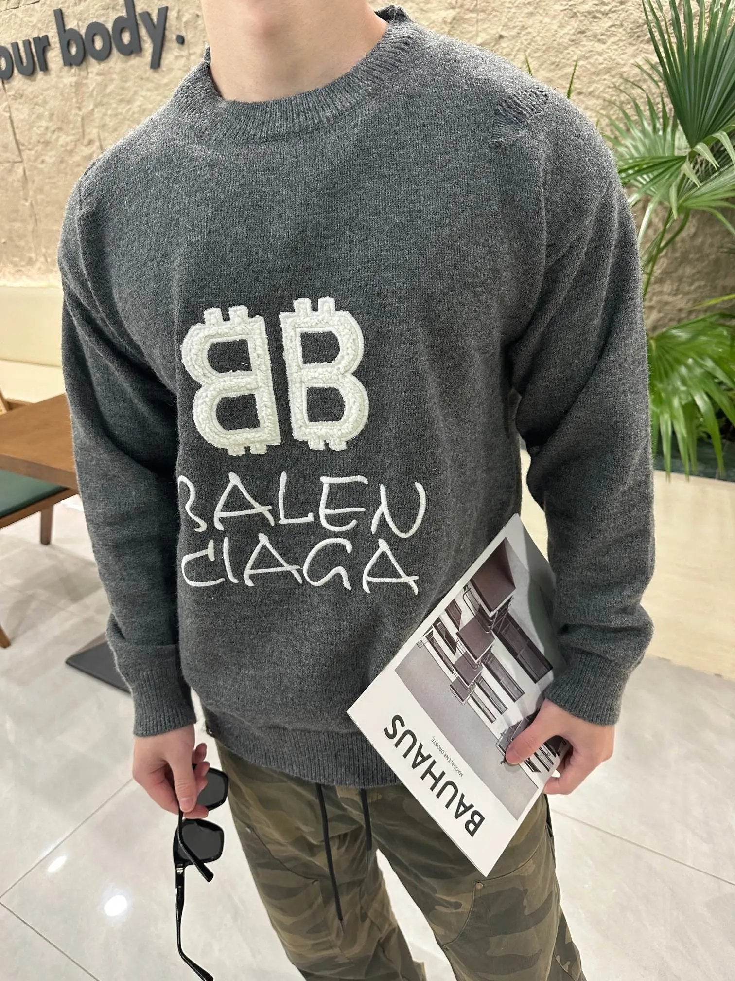 Balenciaga Sweater Double B Embroidered Knitted Sweater Crew Neck Sweater Long Sleeve Pullover Unisex Thickened OS Loose Fit Top Versatile Casual Jacket Lazy Style