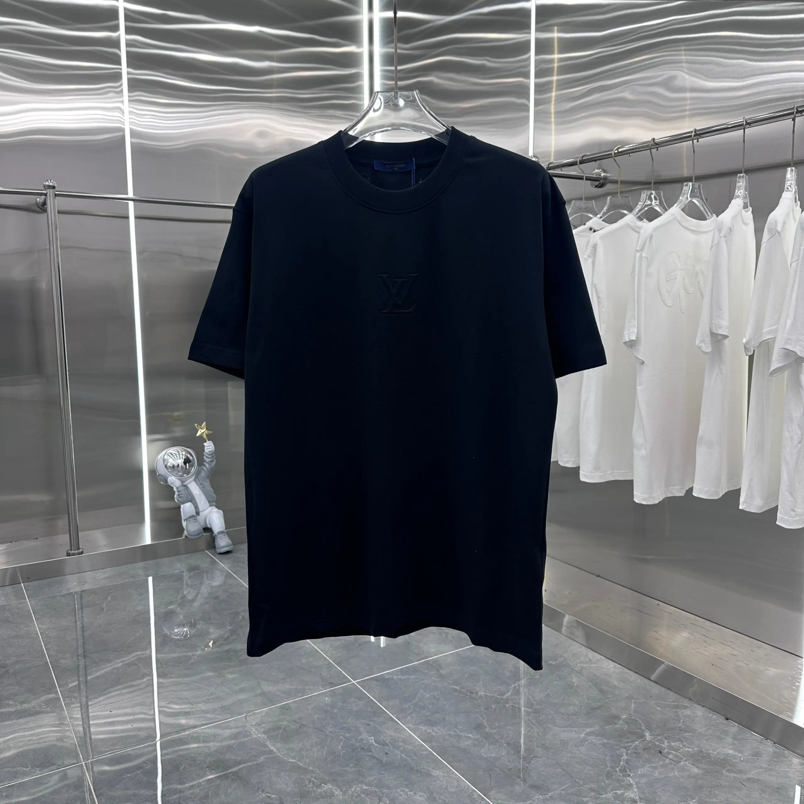 Louis Vuitton LV T-shirt Chest Embossed Pattern logo round Neck Short Sleeve25ss New Pure Cotton Unisex Style T T-shirt OS Loose Fit Base Shirt Half Sleeve T-Shirt Top Half Sleeve