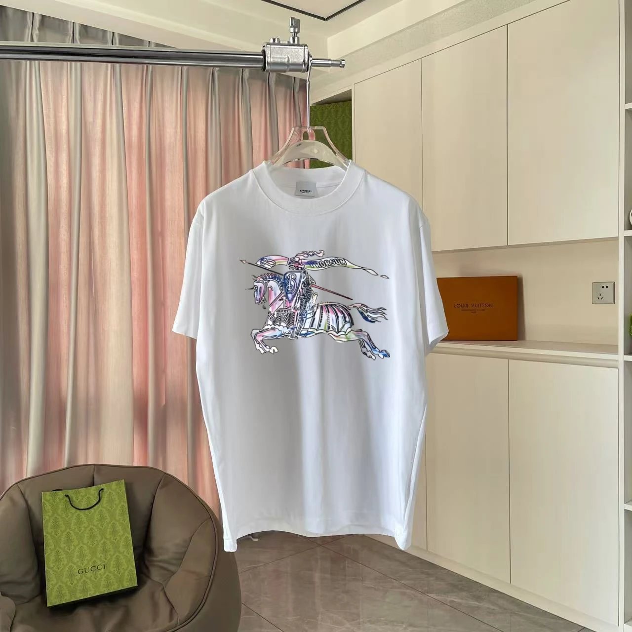 Burberry T-shirt Chest Print logo round Neck Short Sleeve25ss New Pure Cotton Unisex Style T T-shirt OS Loose Fit Base Shirt Short Sleeve T-Shirt Top