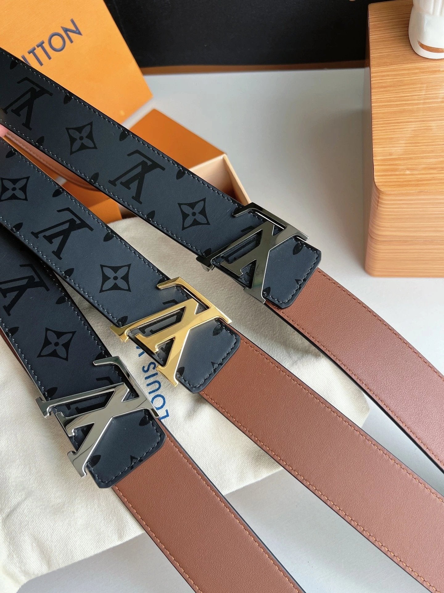 Louis Vuitton LV Belt Top version Original Imported Vegetable Tanned Leather**Original Order Men's Leather Belt Presbyopic Classic Belt Men's Business Casual Chessboard Plaid Belt Pant Belt Ferragamo Kuqi