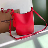 Burberry Women's Bag Top version 【High-End Customization】Plaid Bucket Bag Crossbody Bag Shoulder Bag Original War Horse Plaid Inner Italian Palm Pattern Cowhide Three Colors