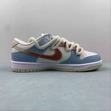 Nike Dunk Low shoes