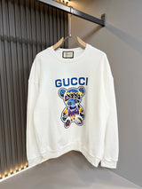 Gucci Hoodie Cartoon Bear Print Logo Round Neck Sweatshirt Casual Loose Fit Versatile Pure Cotton Pullover Sportswear os Versatile Inner Layer Top Unisex24ss Autumn and Winter New Products