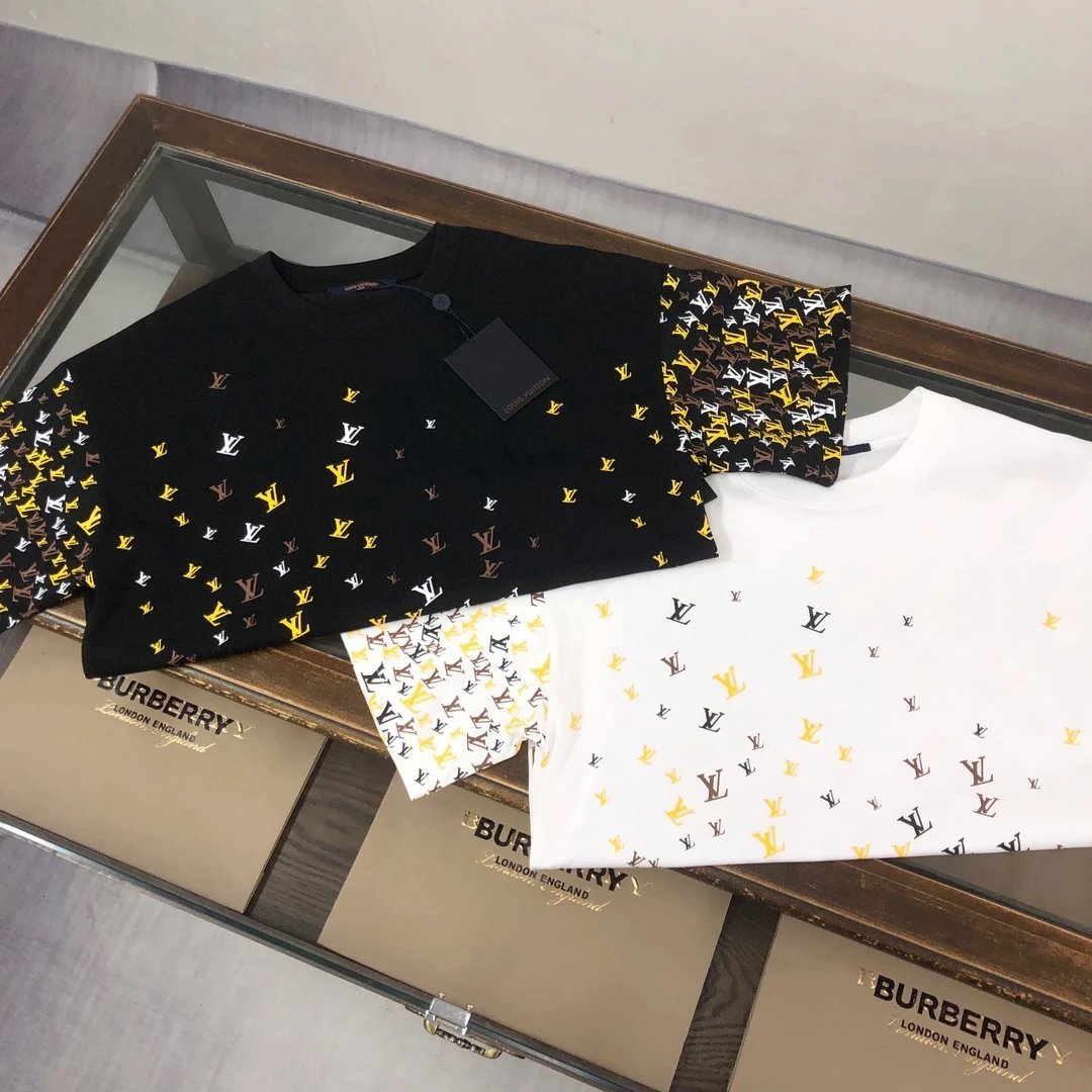Louis Vuitton LV T-shirt Allover Small Letter Print logo round Neck Short Sleeve25ss New Pure Cotton Unisex Style T T-shirt OS Loose Fit Base Shirt Top Half Sleeve T-Shirt