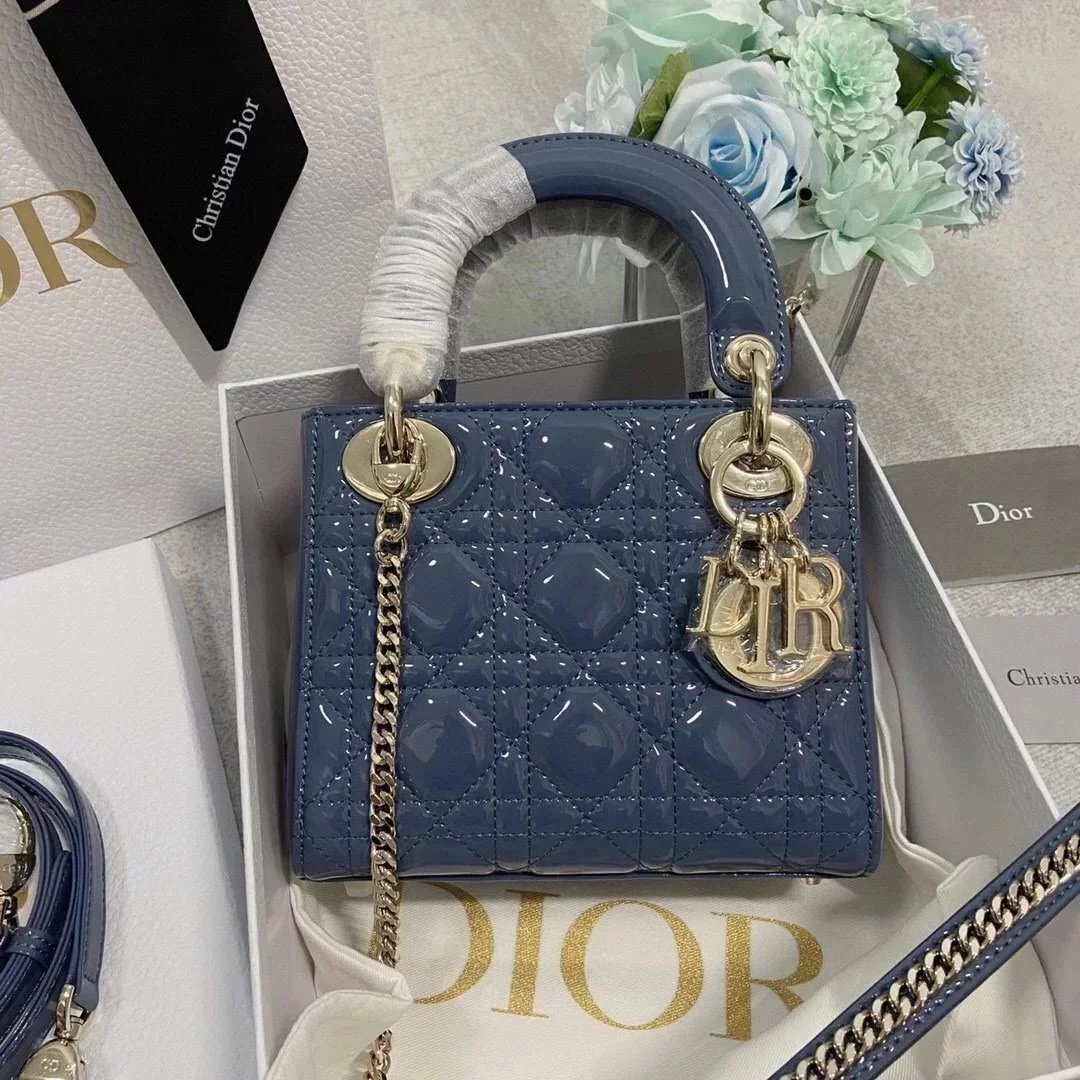 Dior Women's Bag Top version Version2023New ladymini Bag Diana Bag Three-Grid Classic Patent Leather Chain Shoulder Messenger Handbag Women's Bag