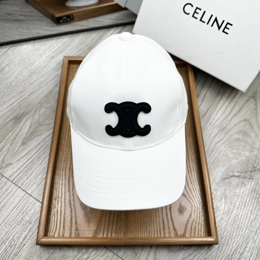 Celine Hat Big Label logo Baseball Cap Sunshade Sun Protection Duckbill Cap Large Head Circumference Slimming Face Curved Brim Versatile Sports Hat for Men and Women Couples Same Style