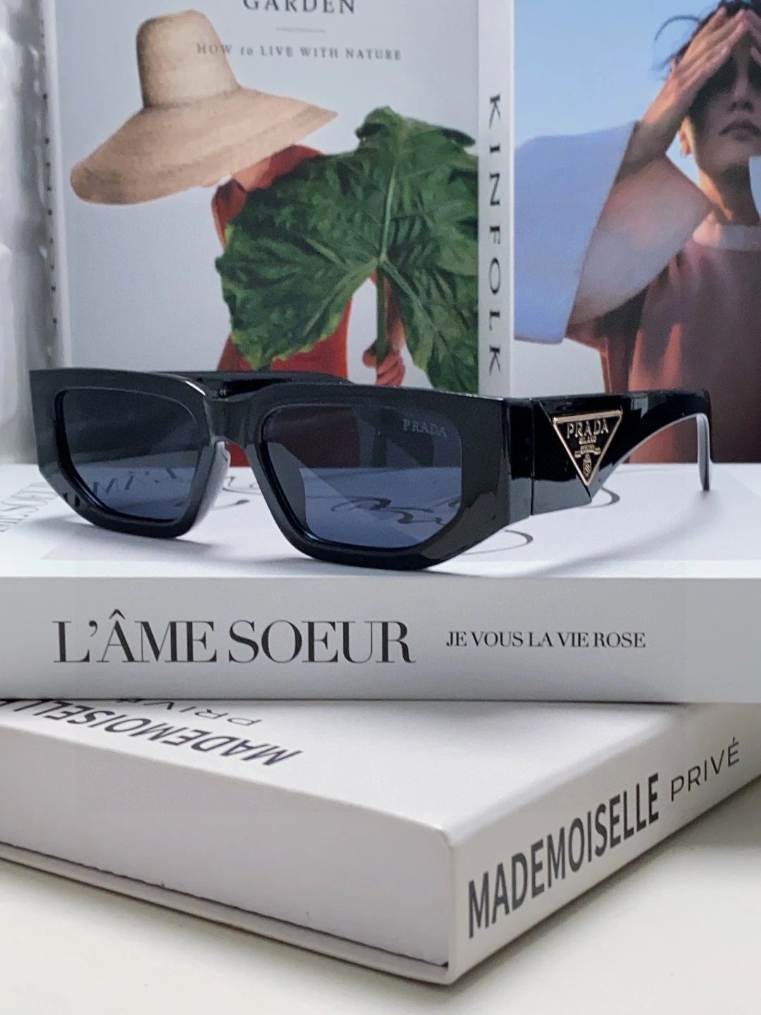 PRADA Sunglasses Triangle Logo Temple Sunglasses Slimming Non-Prescription UV Protection Unisex Couple Style Driving Beach Fishing25ss New Sports Casual Versatile